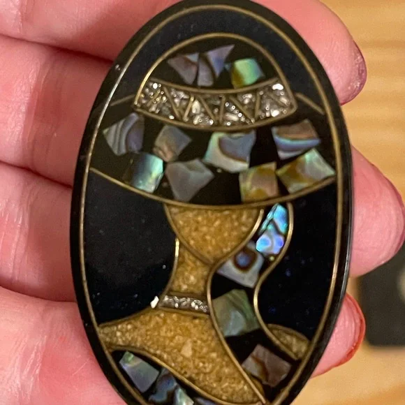 ⚫️ oversized 80’s Earrings 🟠 - Picture 4 of 6